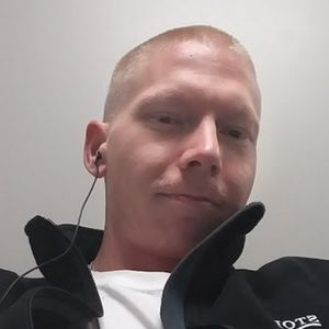 Meet your Posher, Travis